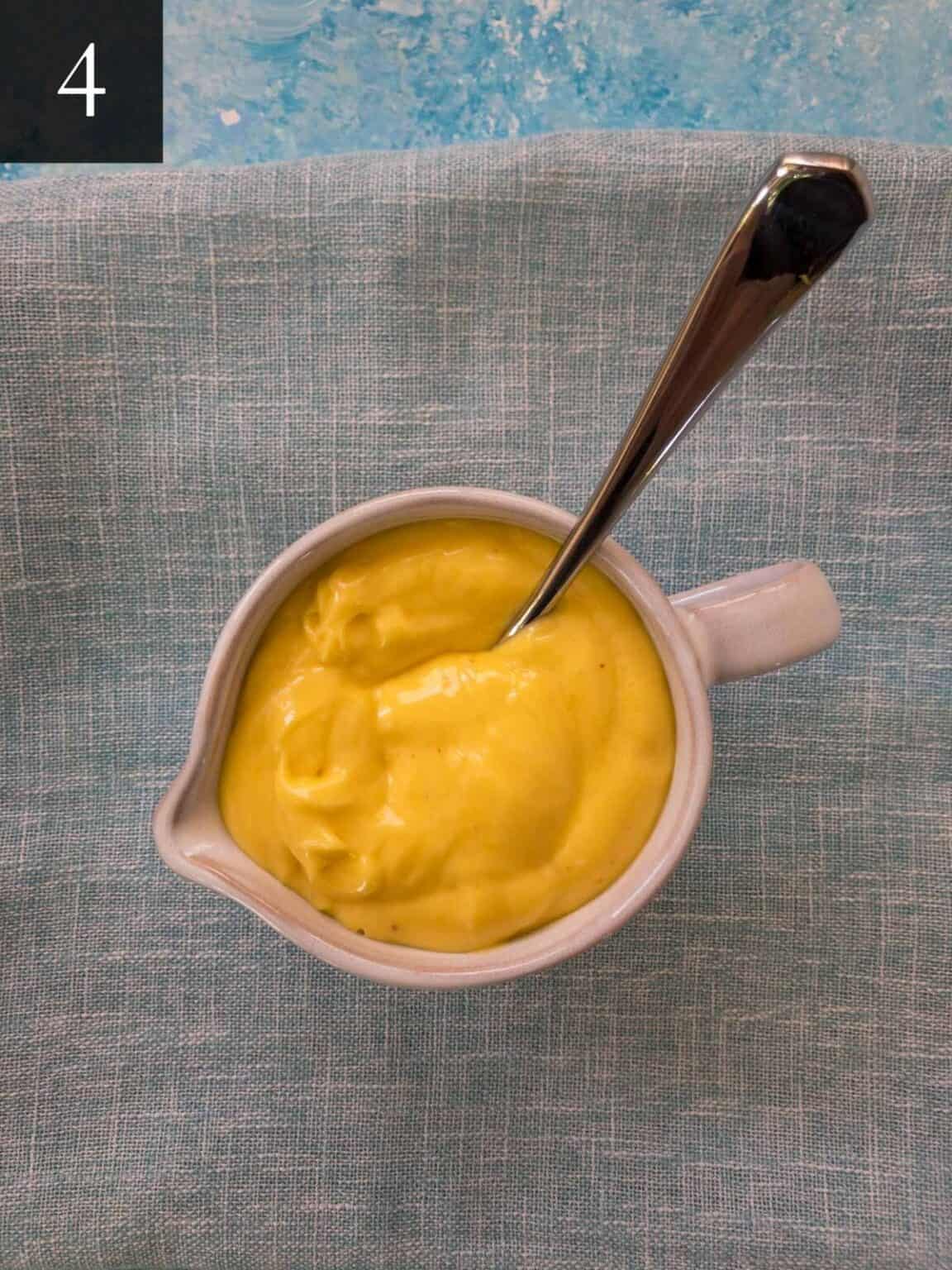 How to make blender hollandaise at home - The Frizzled Leek