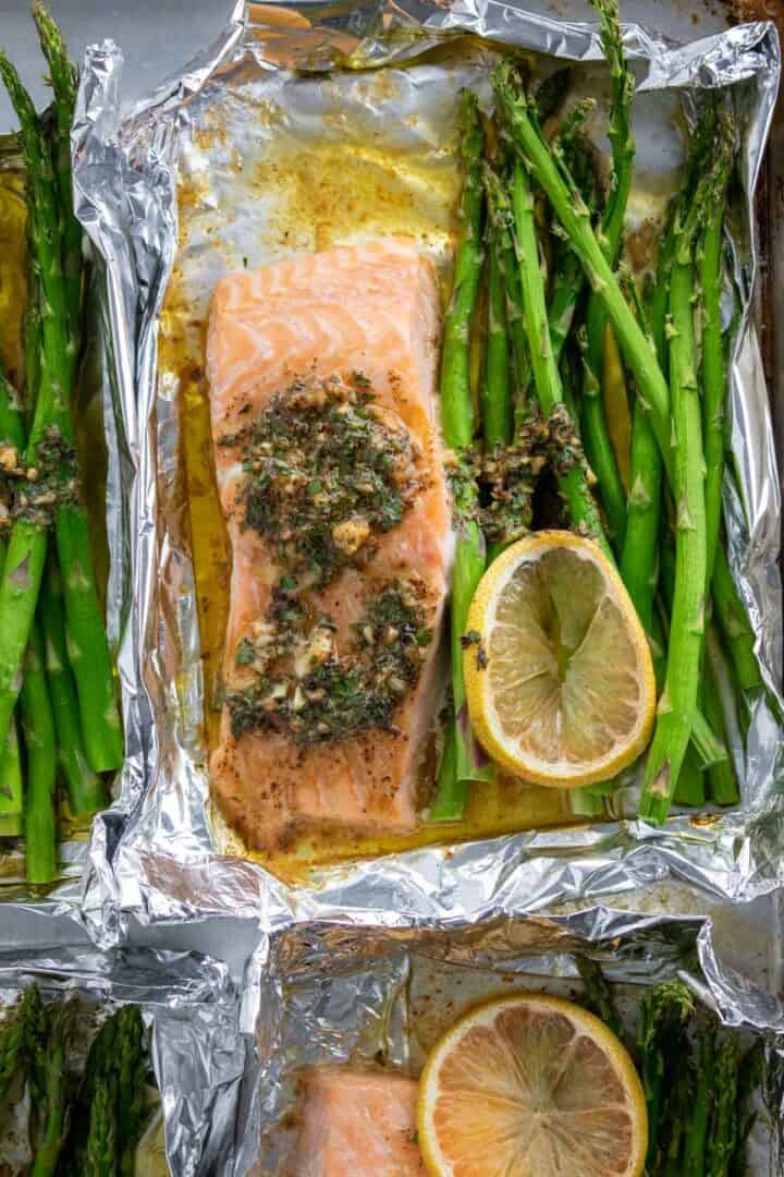 oven baked salmon in foil boats