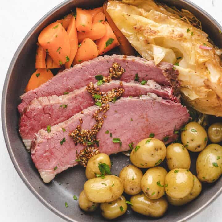 Corned Beef Brine Recipe (Everything you need to know) The Frizzled Leek